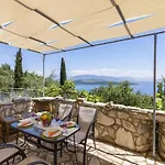 Scirocco & Folitsa Villas