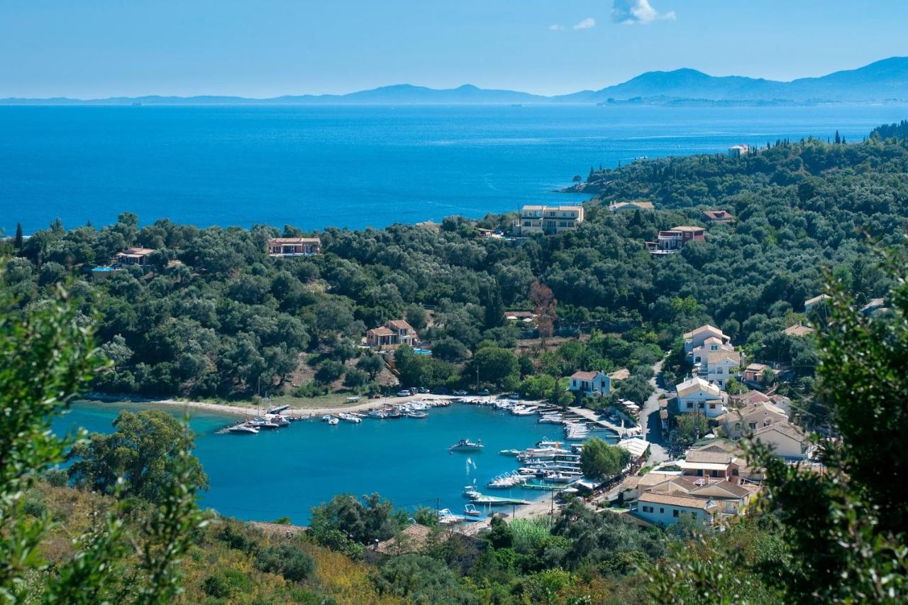 Scirocco & Folitsa Villa *